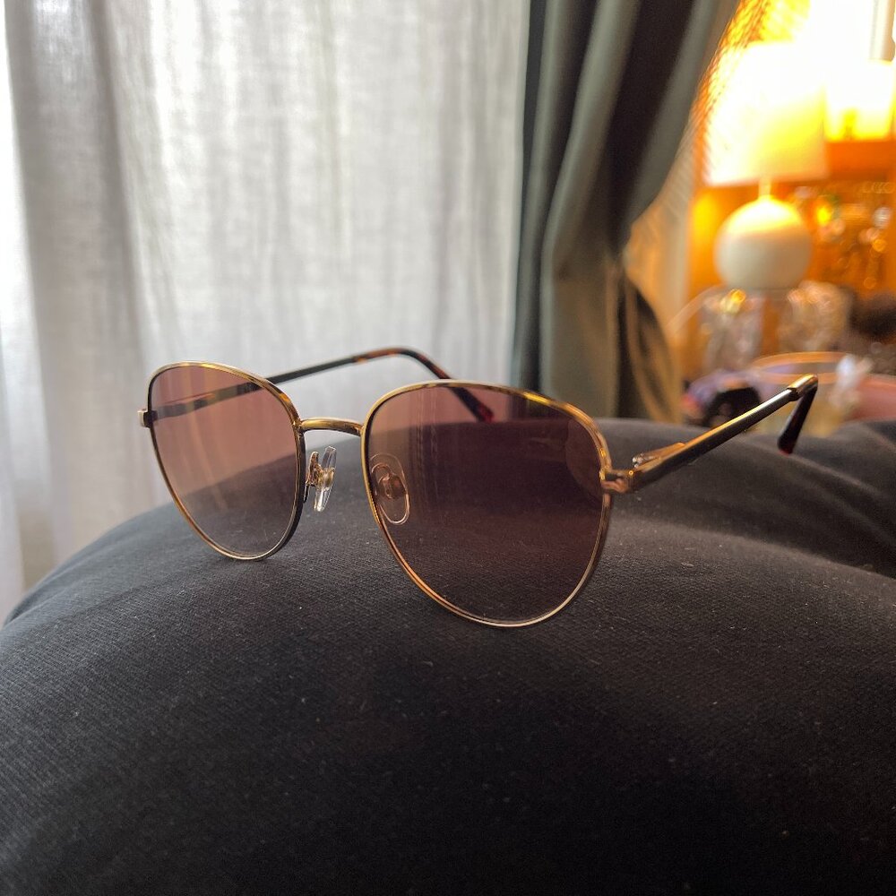 Foster Grant Classic sunnies
